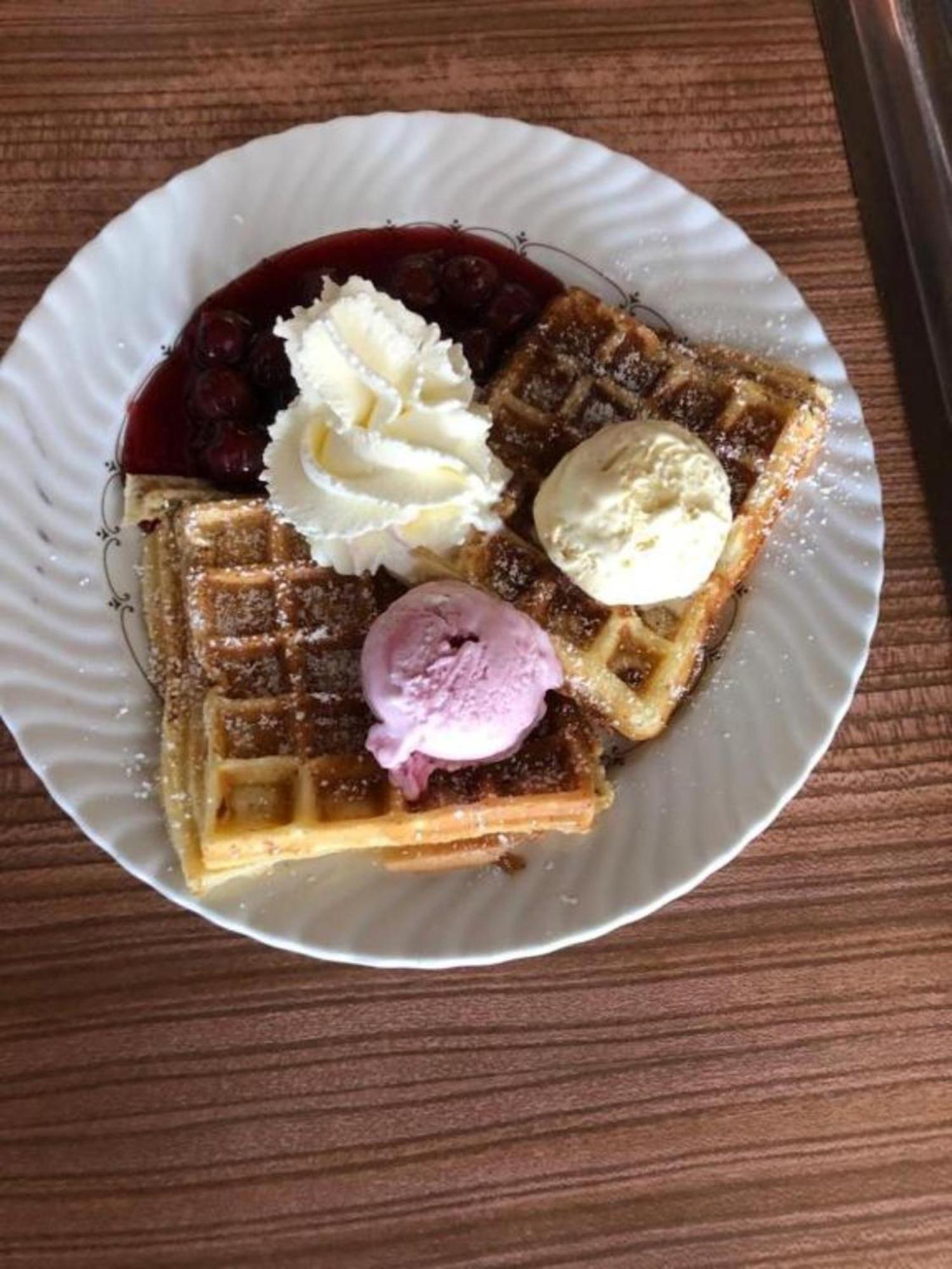 Cafe Pension Sonnenkanzel 스타츠바드브루케나우 외부 사진